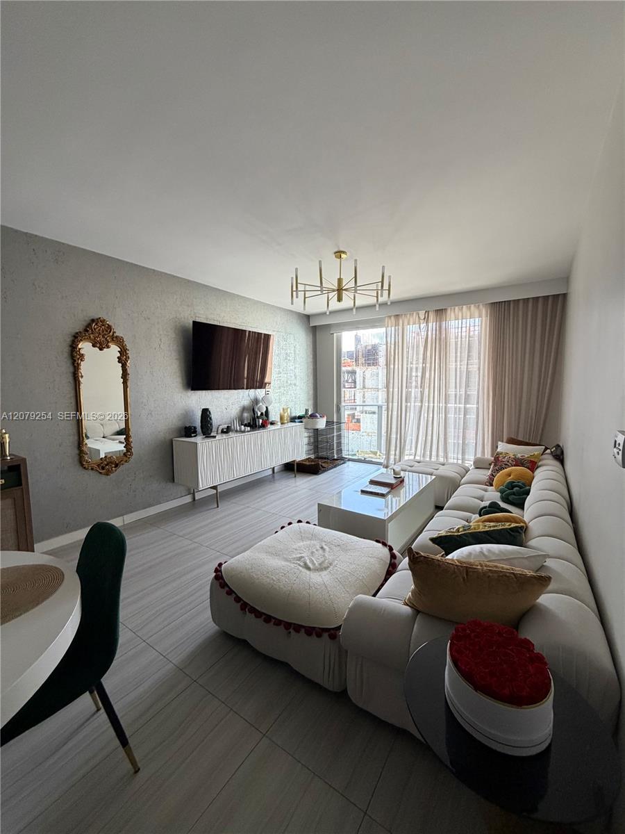 1010 SW 2nd Ave # 1601, Miami FL 33130 photo 5