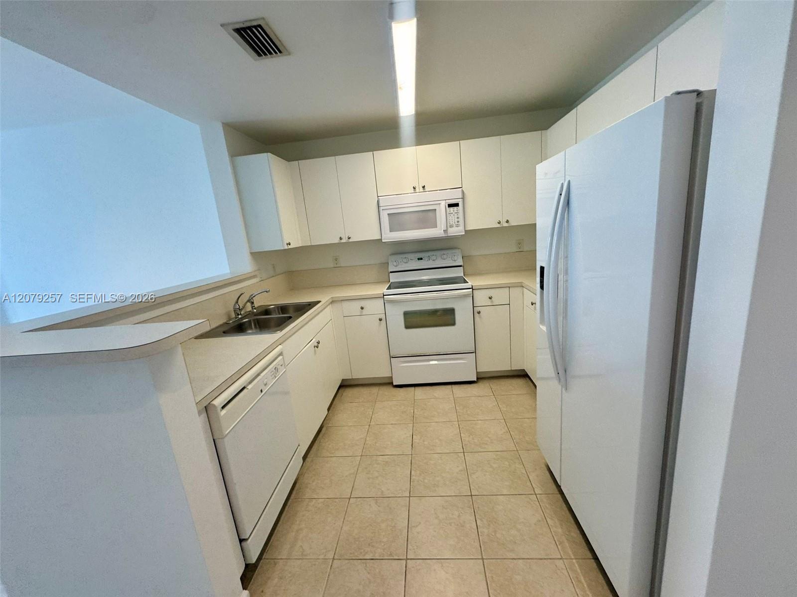 10 Aragon Ave # 1008, Coral Gables FL 33134 photo 3
