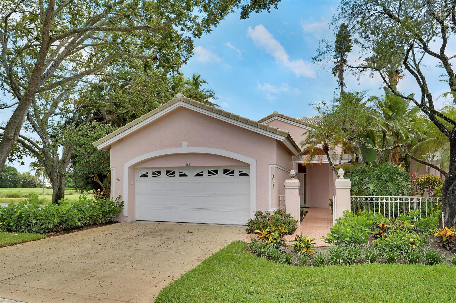 181 Green Point Circle, Palm Beach Gardens FL 33418
