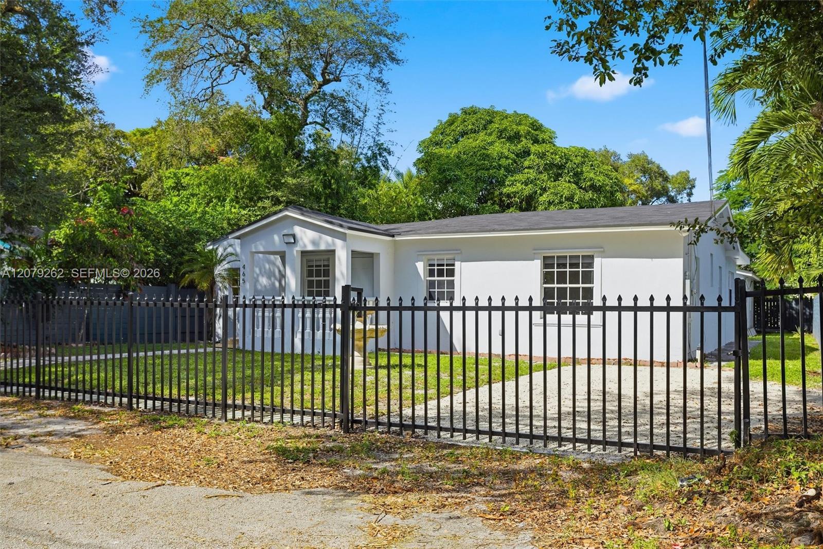 465 NE 165th St, Miami FL 33162 photo 3