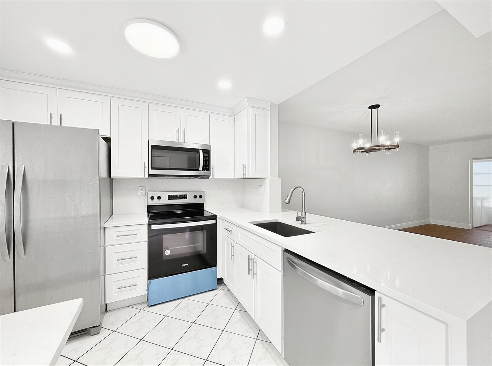 9272 SW 3RD Street # 404, Boca Raton FL 33428 photo 2