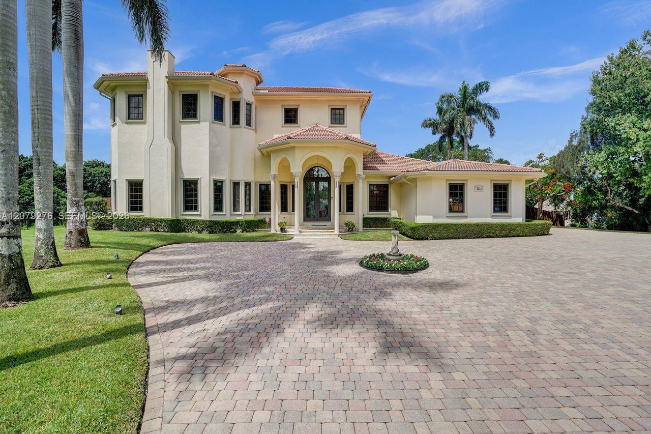 3311 SW 118th Ter, Davie FL 33330 photo 2