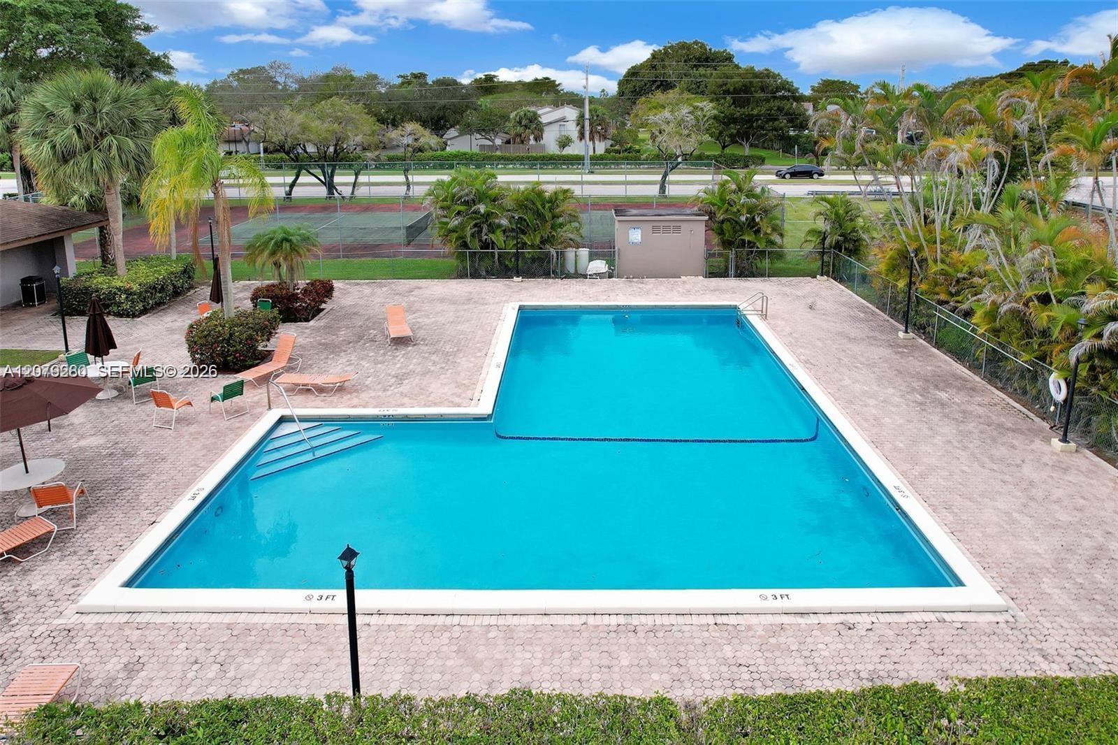 10825 SW 112 AV # 215, Miami FL 33176 photo 2