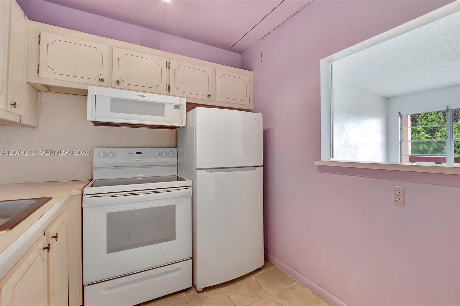 147 Brighton D # D, Boca Raton FL 33434 photo 2