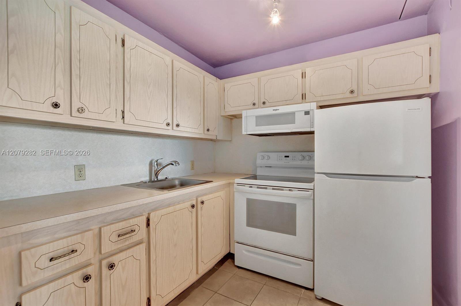 147 Brighton D # D, Boca Raton FL 33434 photo 3