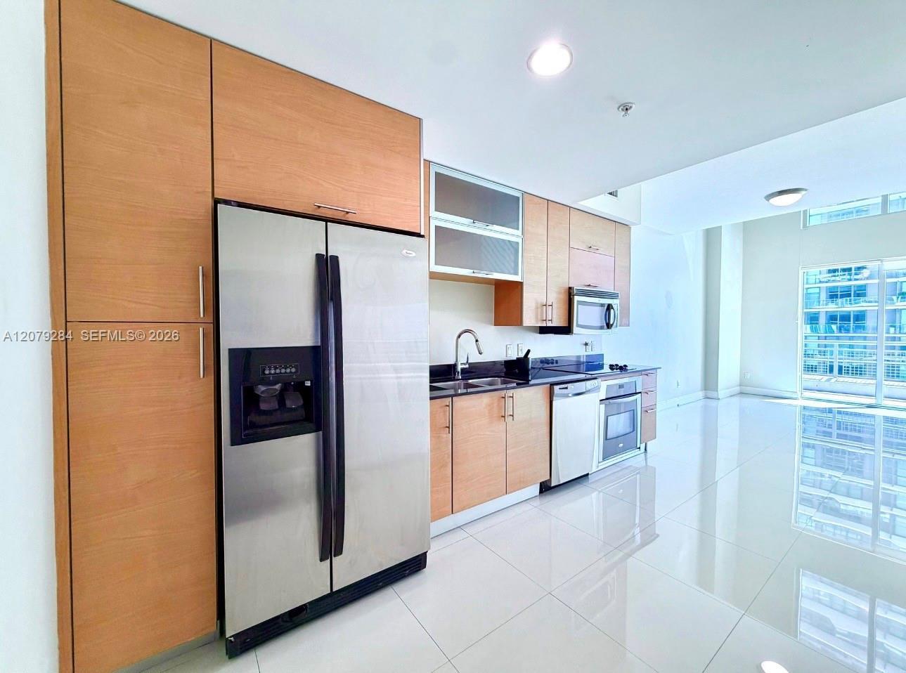 60 SW 13th St # 1808, Miami FL 33130 photo 2
