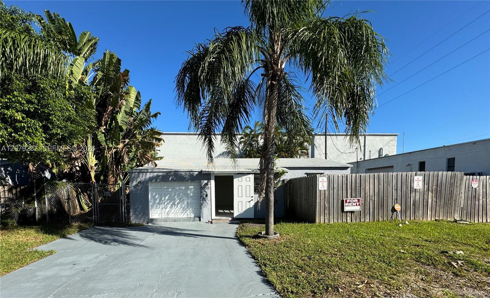 2105 Monroe Ter # 1, Hollywood FL 33020 photo 4