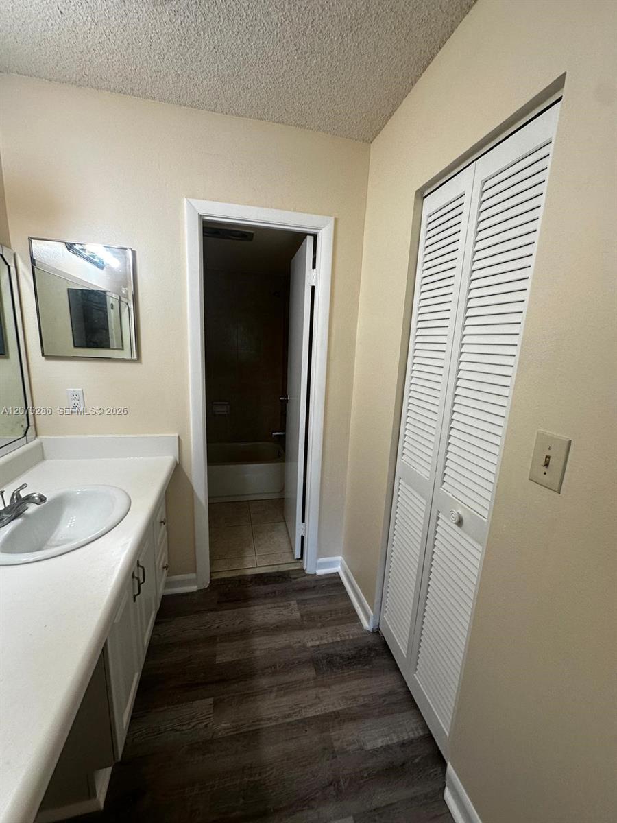 Lauderhill, FL 33319 photo 5