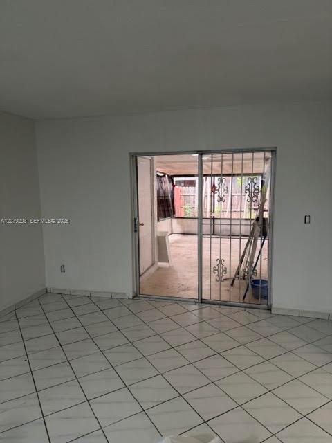 5924 W 21st Ct, Hialeah FL 33016 photo 5