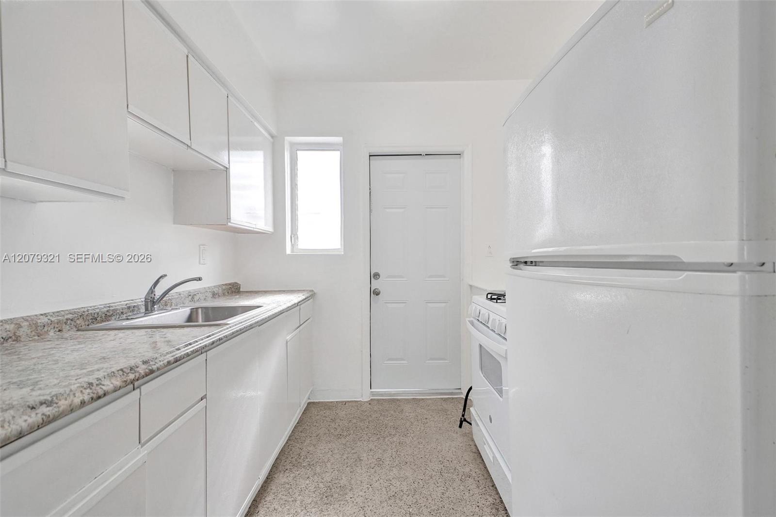 700 82nd St # 3, Miami Beach FL 33141 photo 2