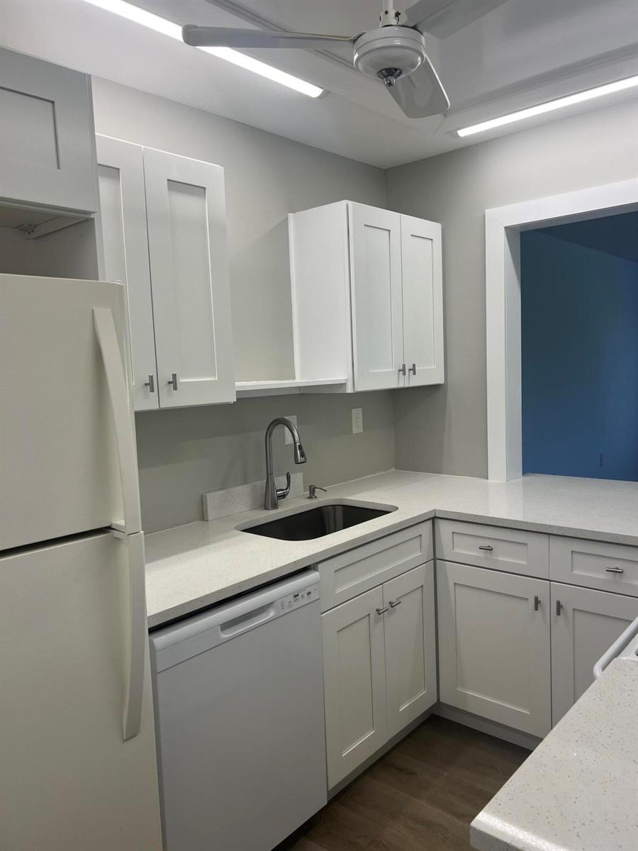 5373 SE MILES GRANT Road # 102, Stuart FL 34997 photo 4