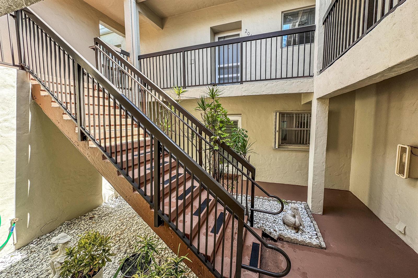 2540 Boundbrook Boulevard # 204, Palm Springs FL 33406 photo 2