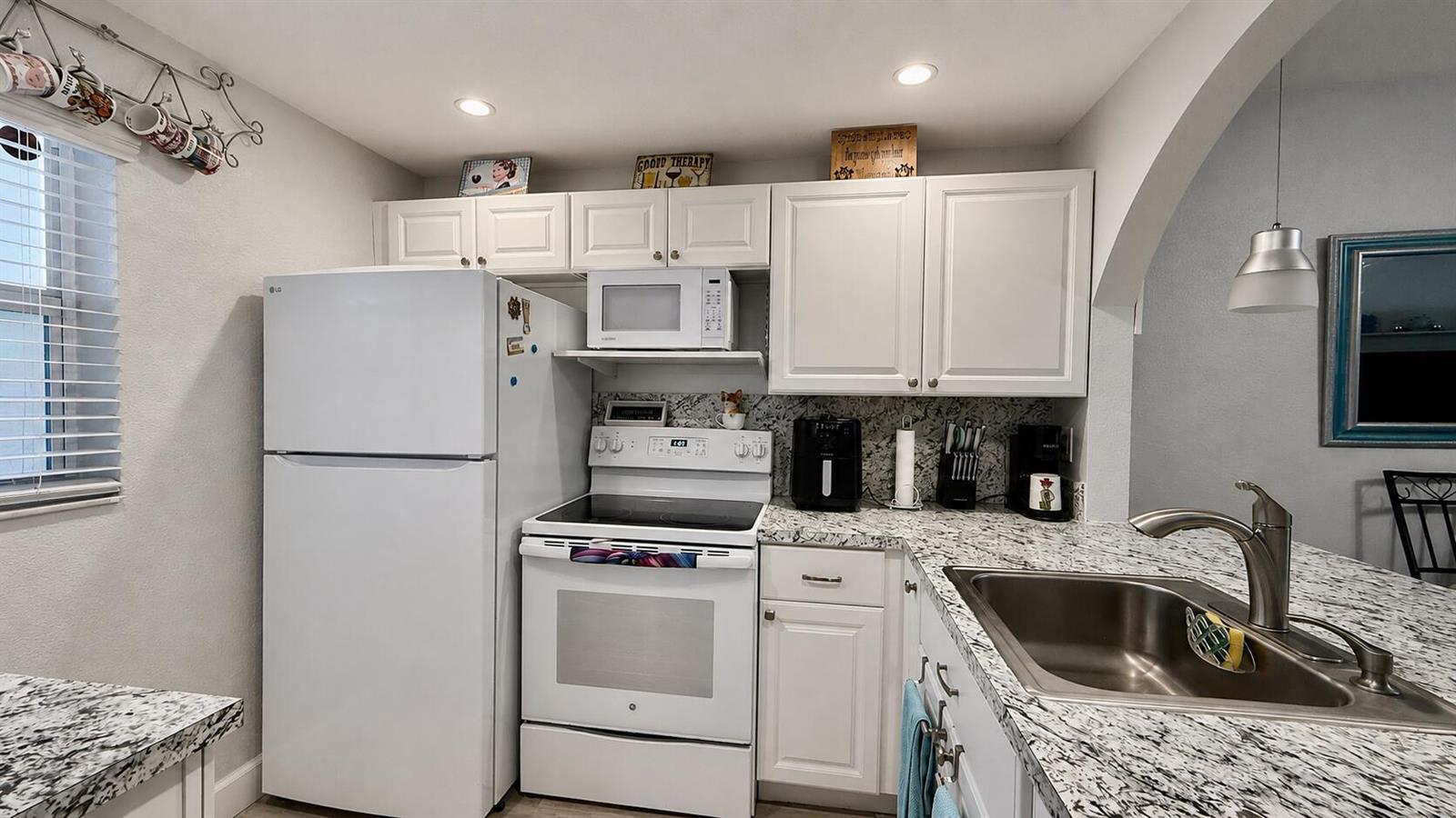 9480 Poinciana Place # 201, Davie FL 33324 photo 2