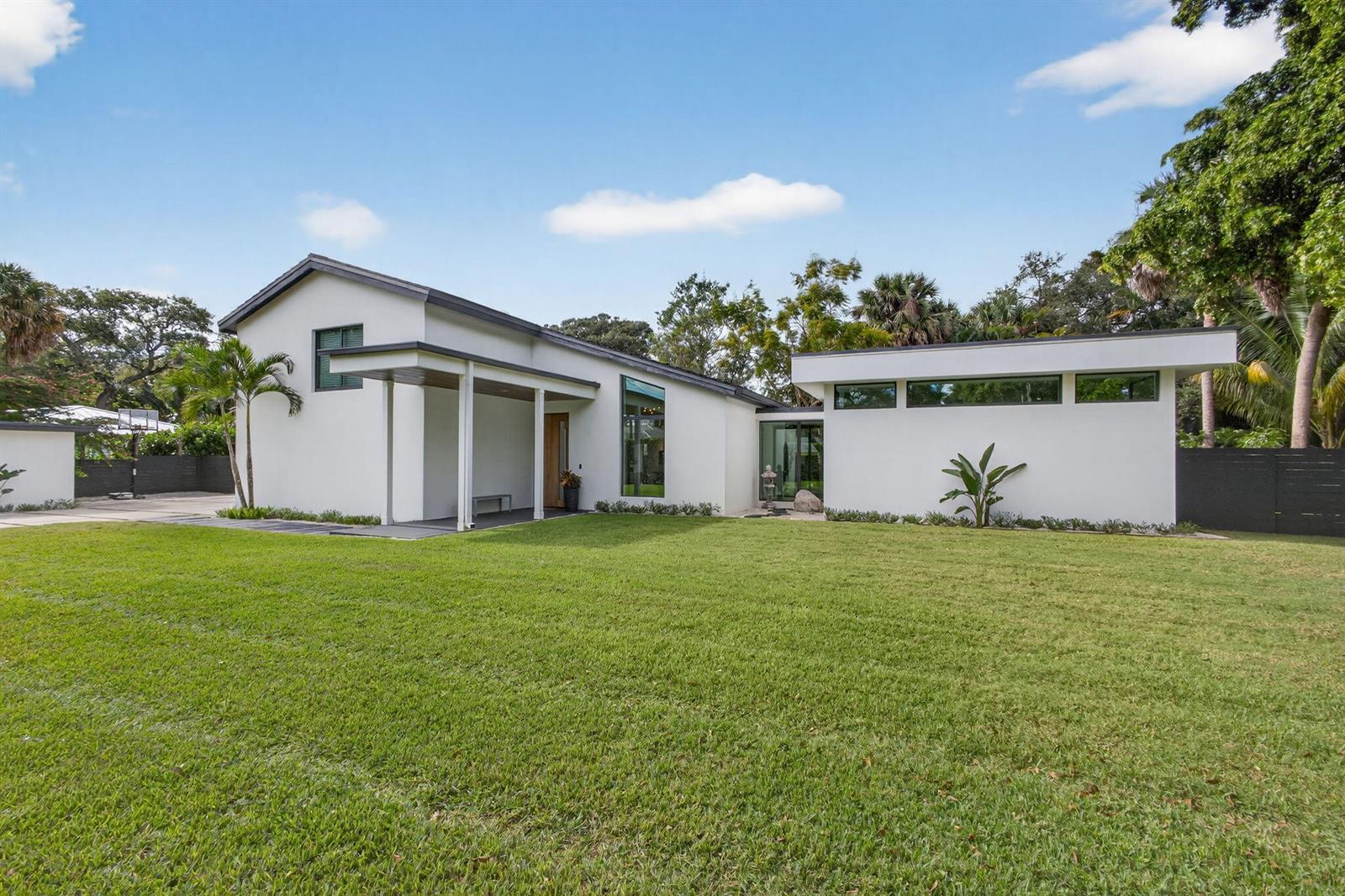 13071 FLAMINGO Terrace, Palm Beach Gardens FL 33410 photo 2