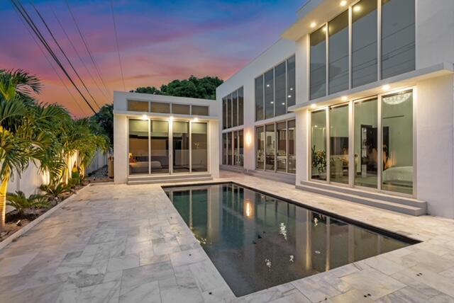 284 NE 7TH Street, Boca Raton FL 33432 photo 2