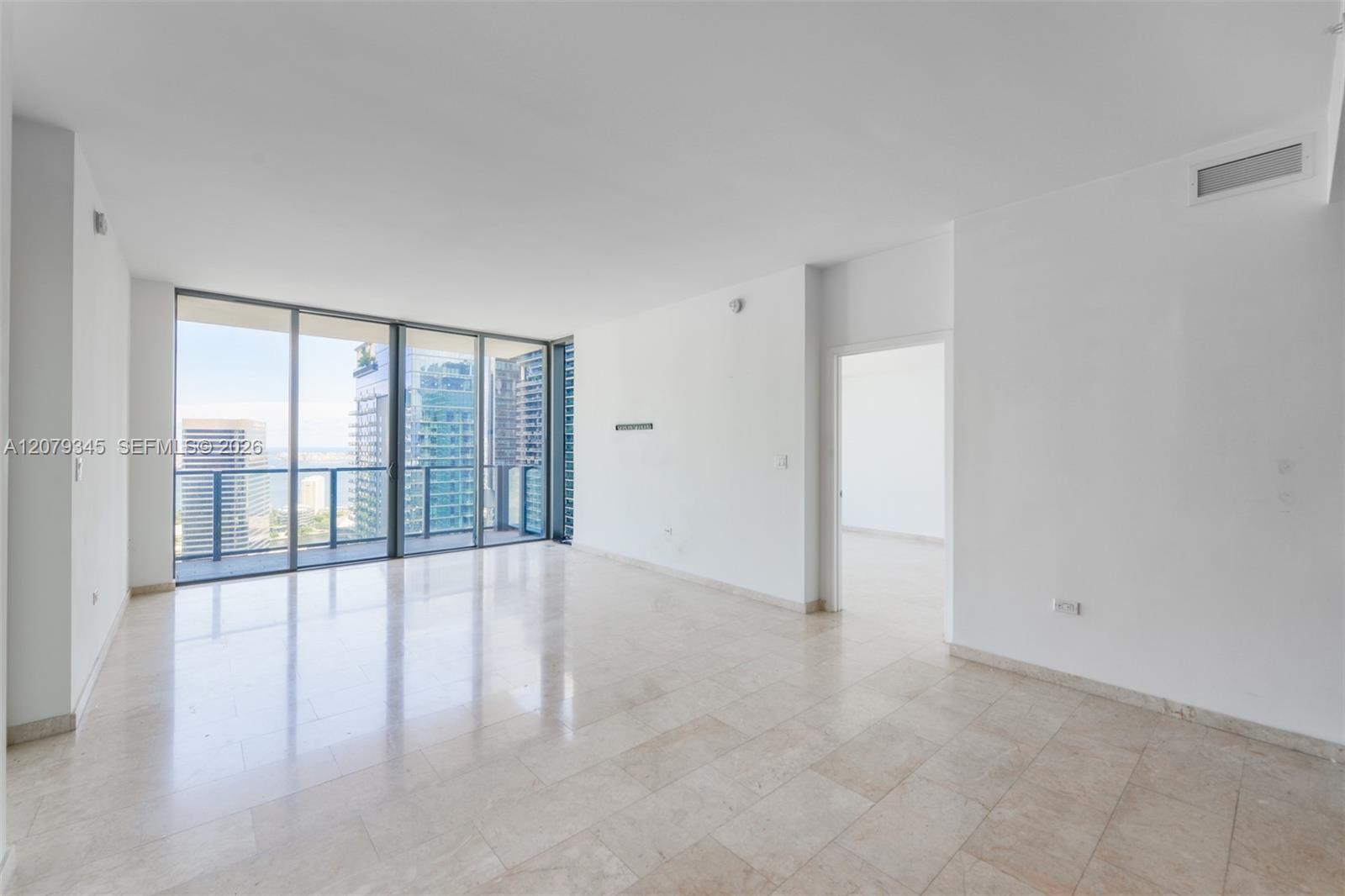 88 SW 7th St # 3409, Miami FL 33130 photo 2