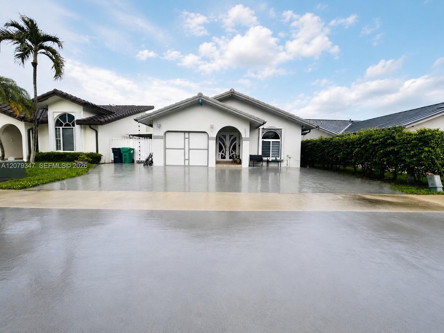 4939 SW 143rd Ave, Miami FL 33175