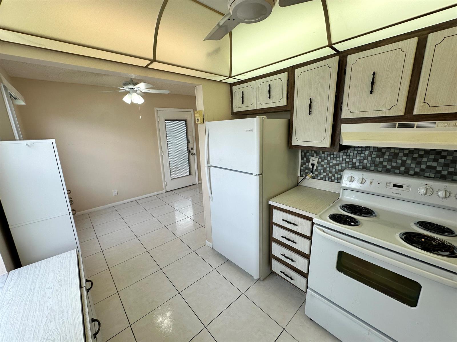 811 Flanders Q, Delray Beach FL 33484 photo 5