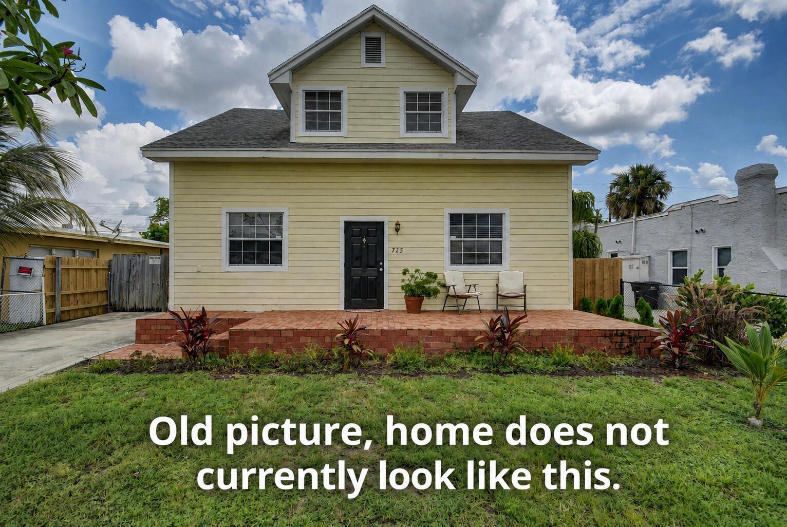 725 Selkirk Street, West Palm Beach FL 33405