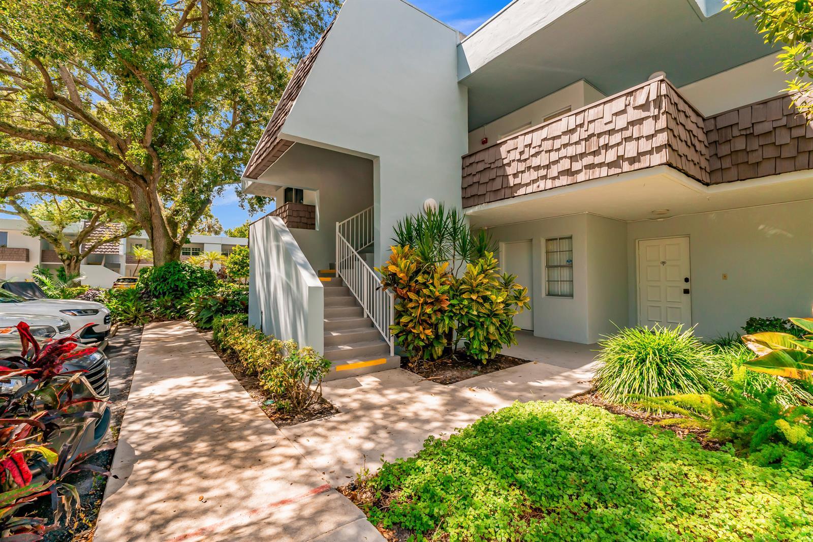 3201 N COURSE Lane E # 212, Pompano Beach FL 33069 photo 3