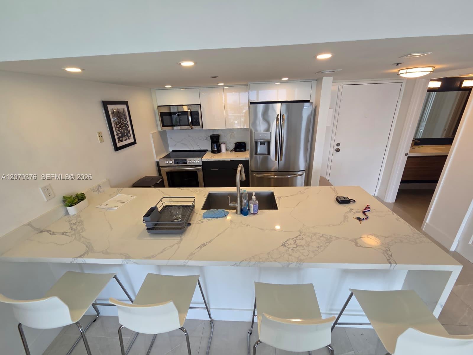 7601 E Treasure Dr # 1902, North Bay Village FL 33141 photo 2