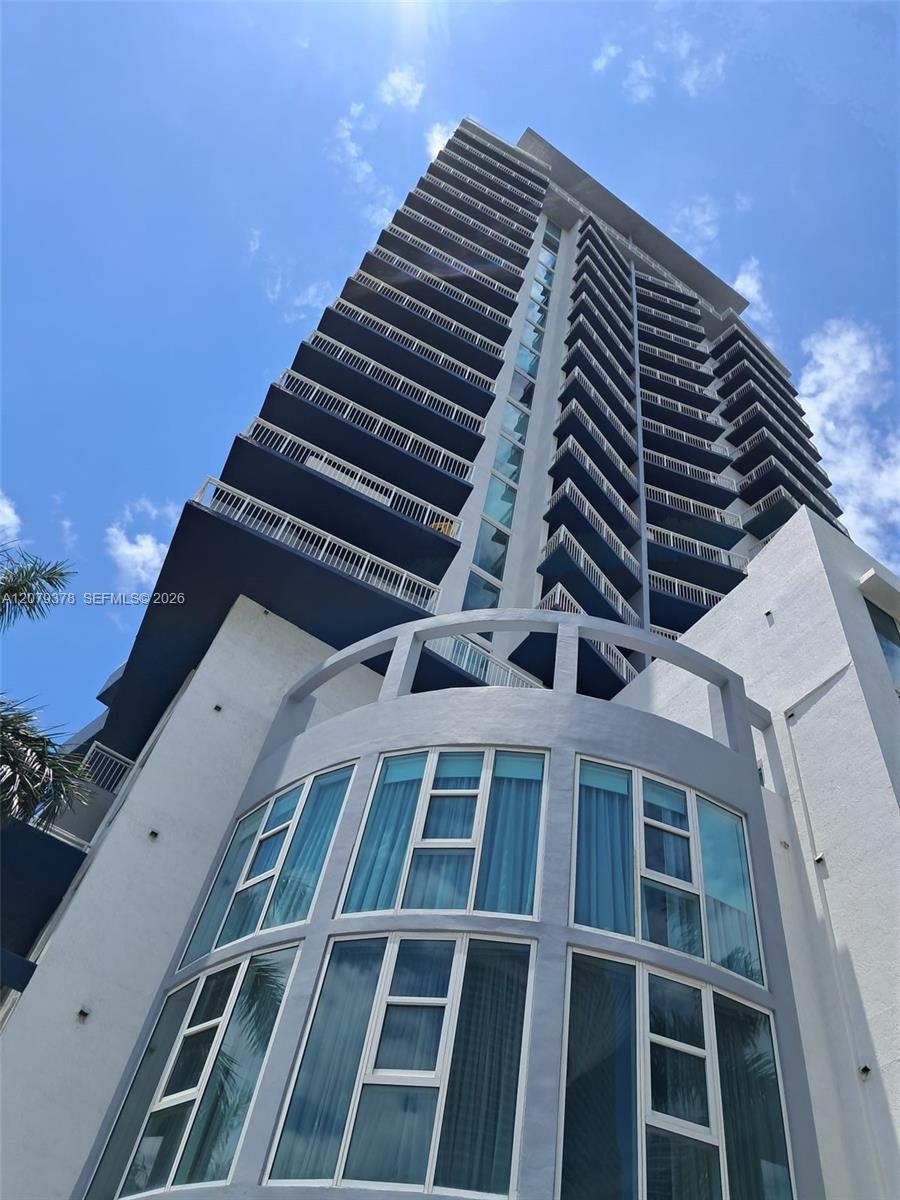 275 NE 18th St # 1704, Miami FL 33132 photo 2