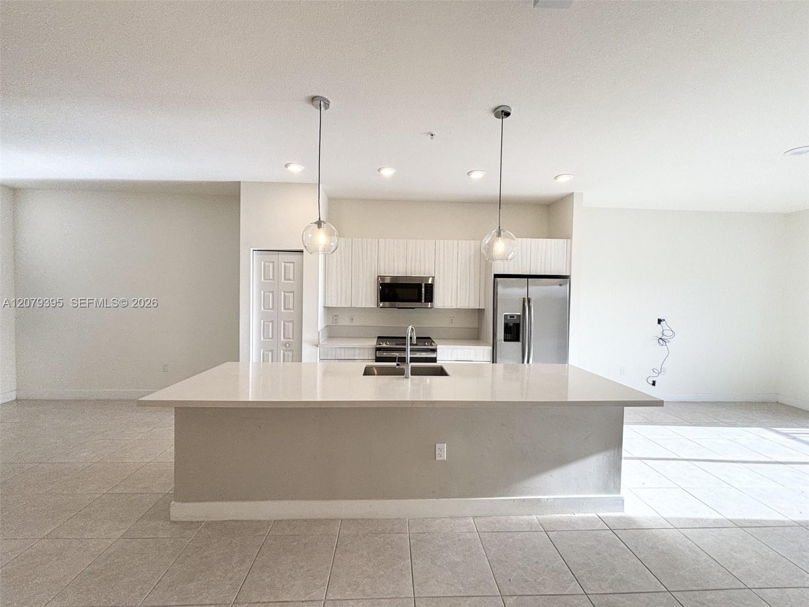 8015 NW 104th Ave # 25, Doral FL 33178 photo 3