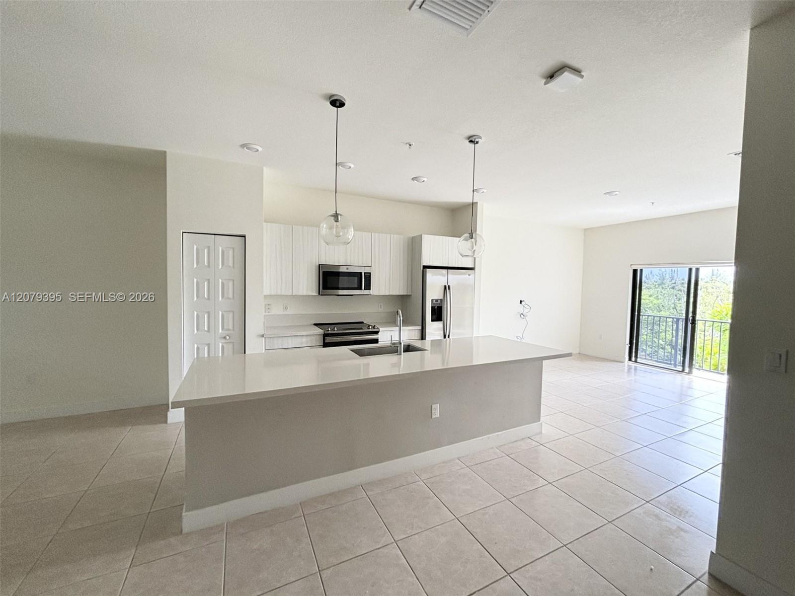 8015 NW 104th Ave # 25, Doral FL 33178 photo 5