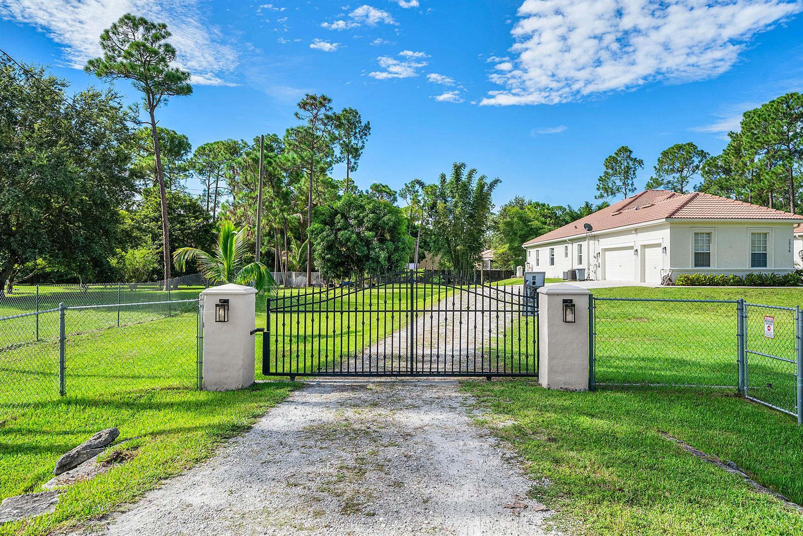 13174 82ND Lane N, FL 33412 photo 2