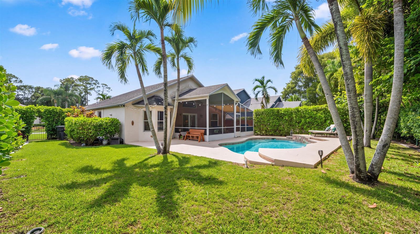 15049 OAK CHASE Court, Wellington FL 33414 photo 2