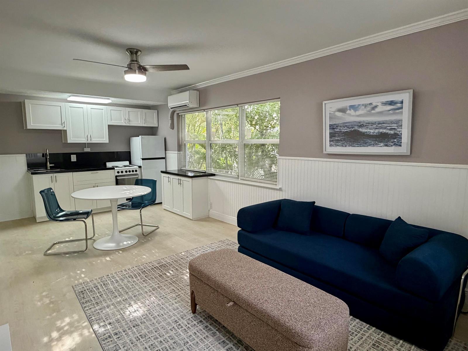 220 Washingtonia Avenue, Lauderdale By The Sea FL 33308 photo 2