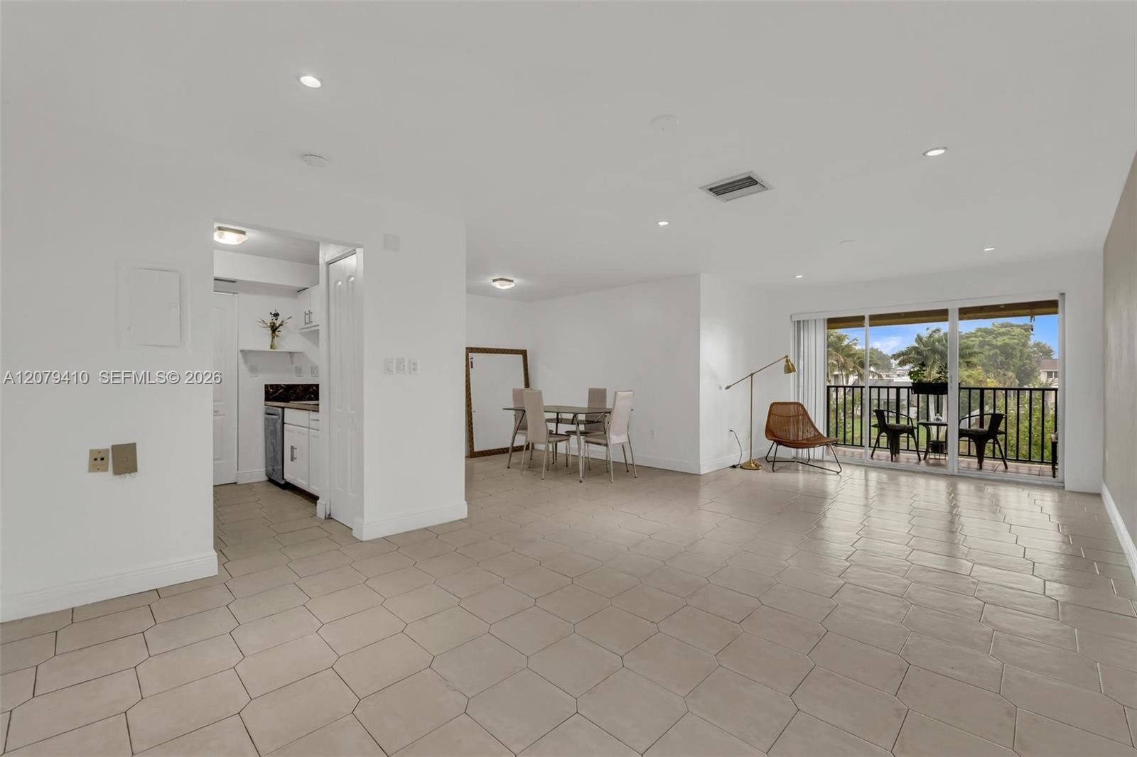 15470 SW 82nd Ln # 332, Miami FL 33193 photo 5
