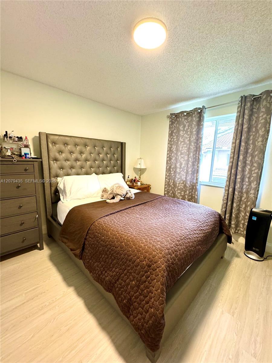 200 N 66th Ave, Hollywood FL 33024 photo 4