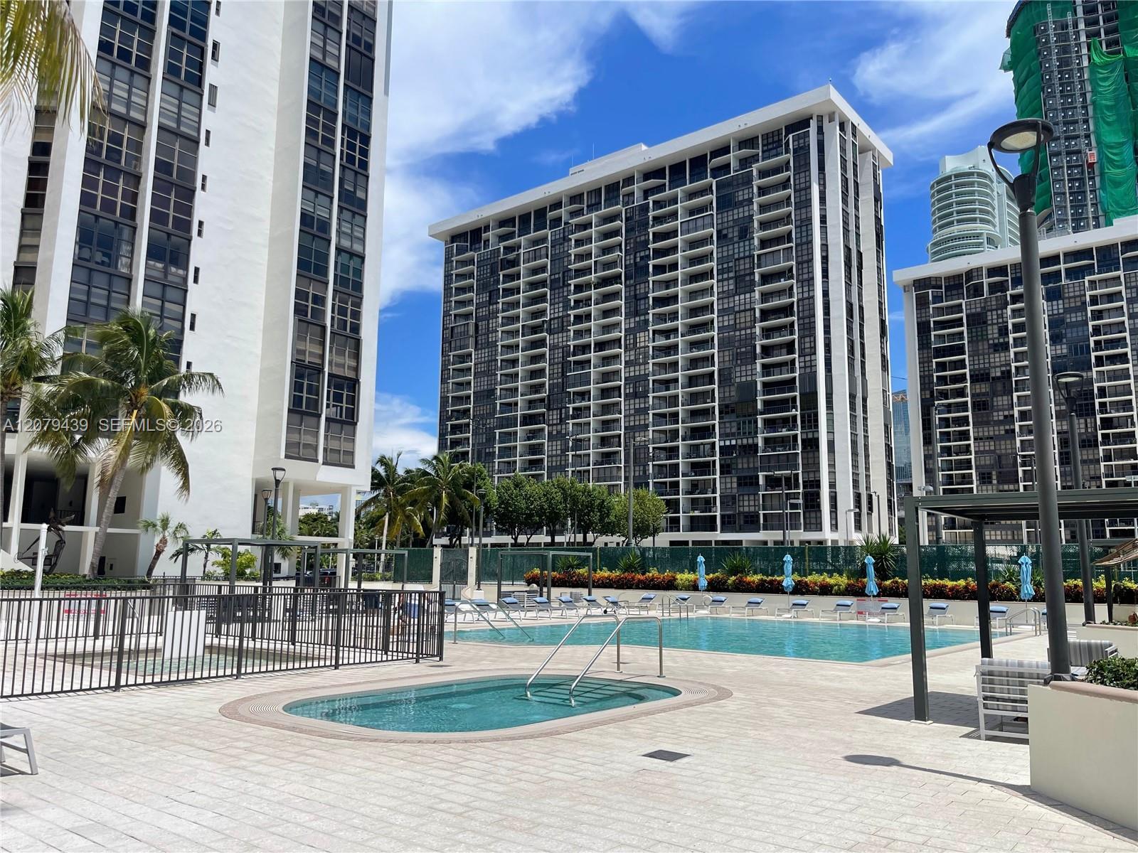 1901 Brickell Ave # B506, Miami FL 33129