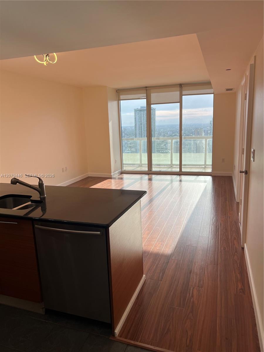 50 Biscayne Blvd # 4507, Miami FL 33132 photo 4