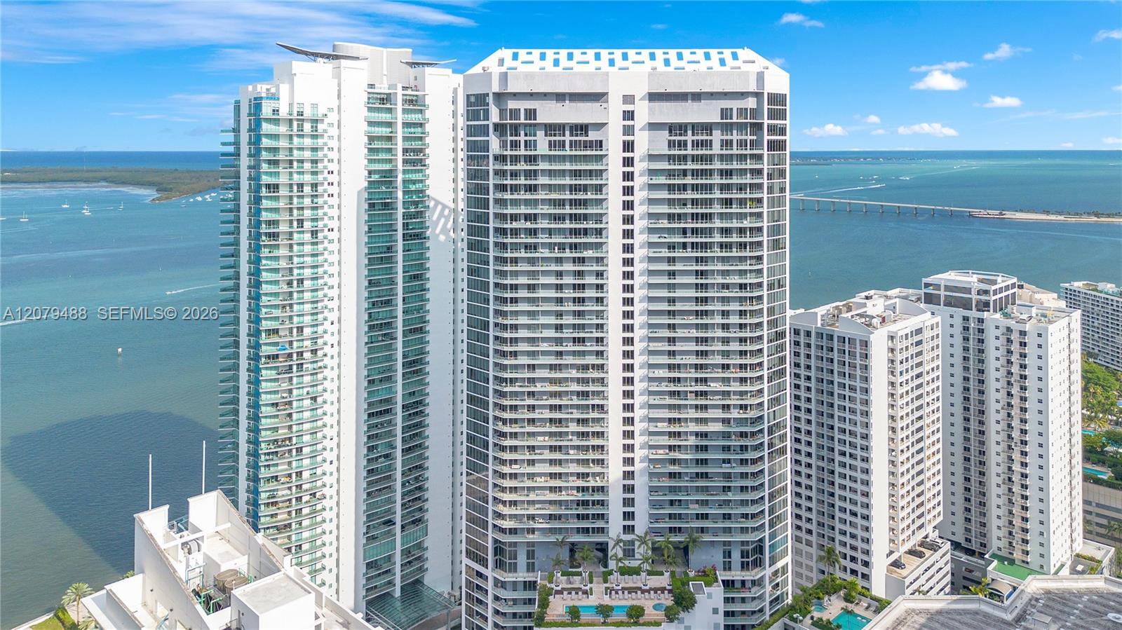 1300 Brickell Bay Dr # 1913, Miami FL 33131 photo 2