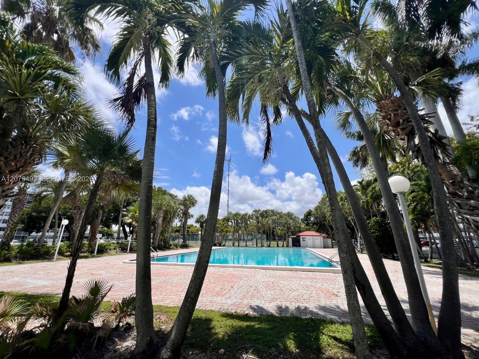 700 NW 214th St # 411, Miami Gardens FL 33169