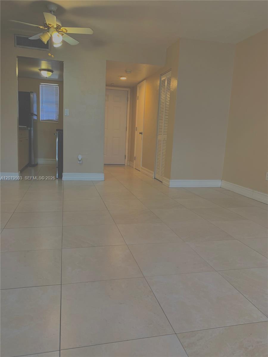 10901 N Kendall Dr # 207, Miami FL 33176 photo 2