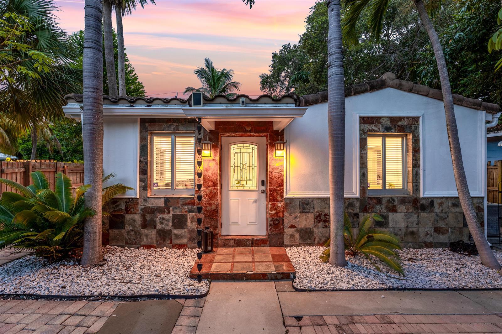 1521 SW 4th Avenue, Fort Lauderdale FL 33315 photo 2
