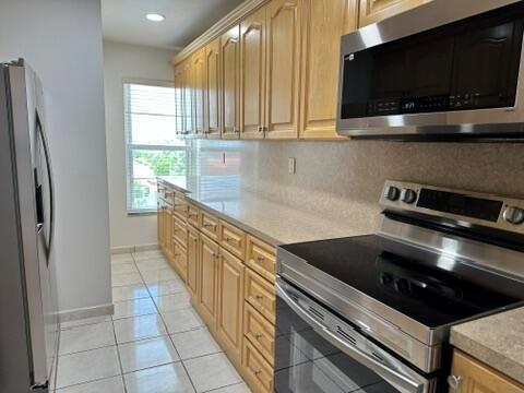 7345 W 4TH Avenue # 403, Hialeah FL 33014 photo 2
