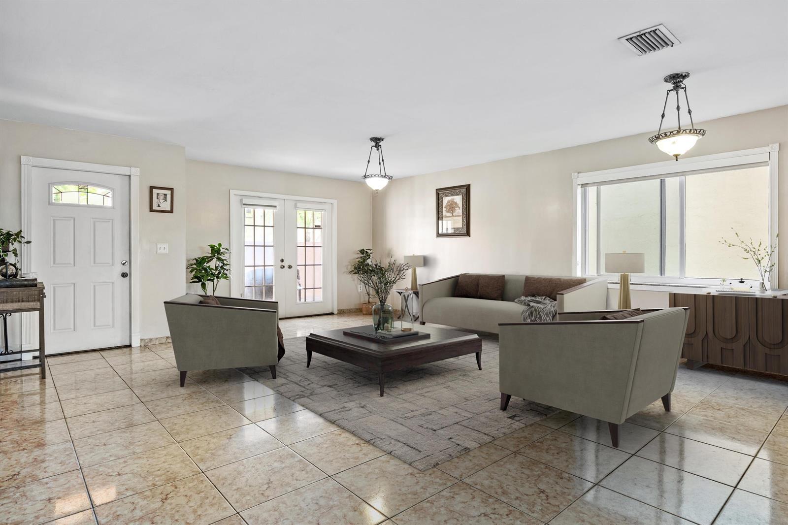 940 SW 96TH Avenue, Pembroke Pines FL 33025 photo 3