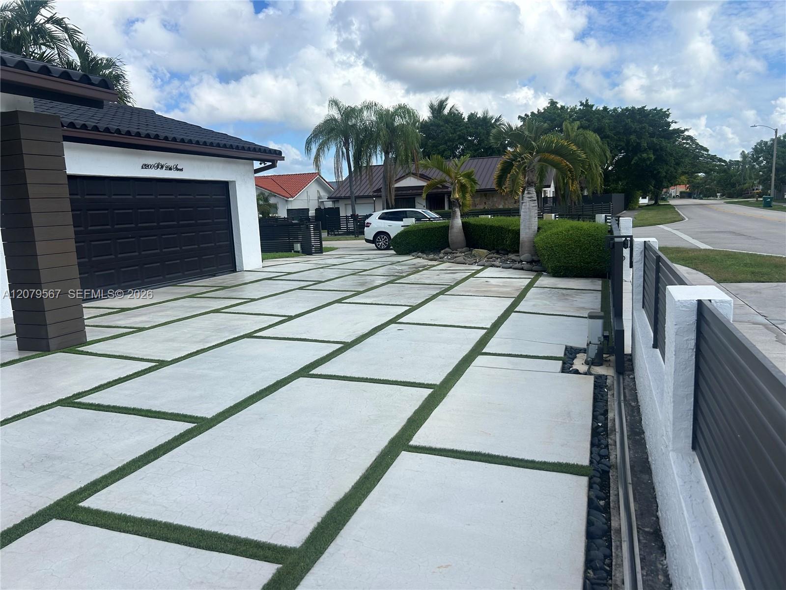 13200 SW 25th St, Miami FL 33175 photo 2