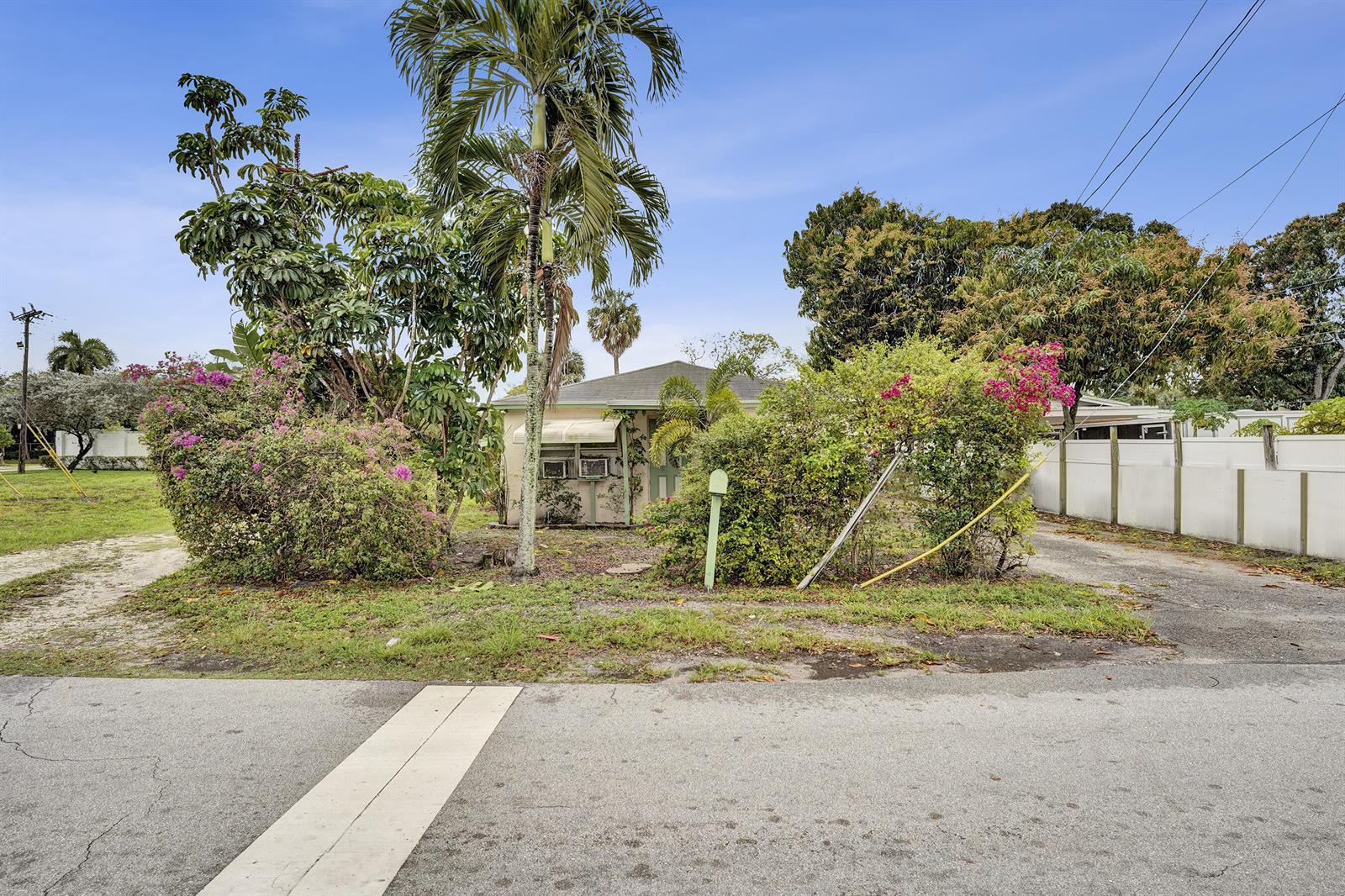 1412b NW 7th Street # b, Pompano Beach FL 33069 photo 4