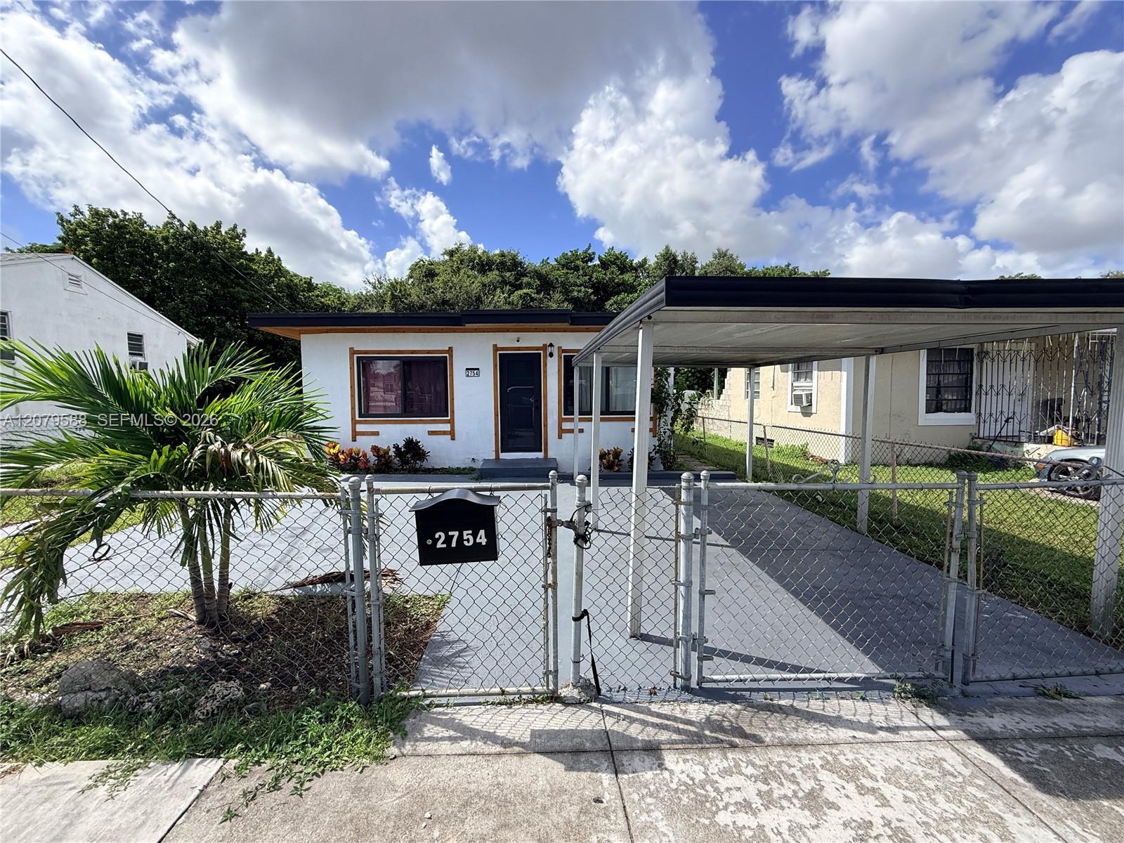 2754 NW 60th St, Miami FL 33142 photo 2