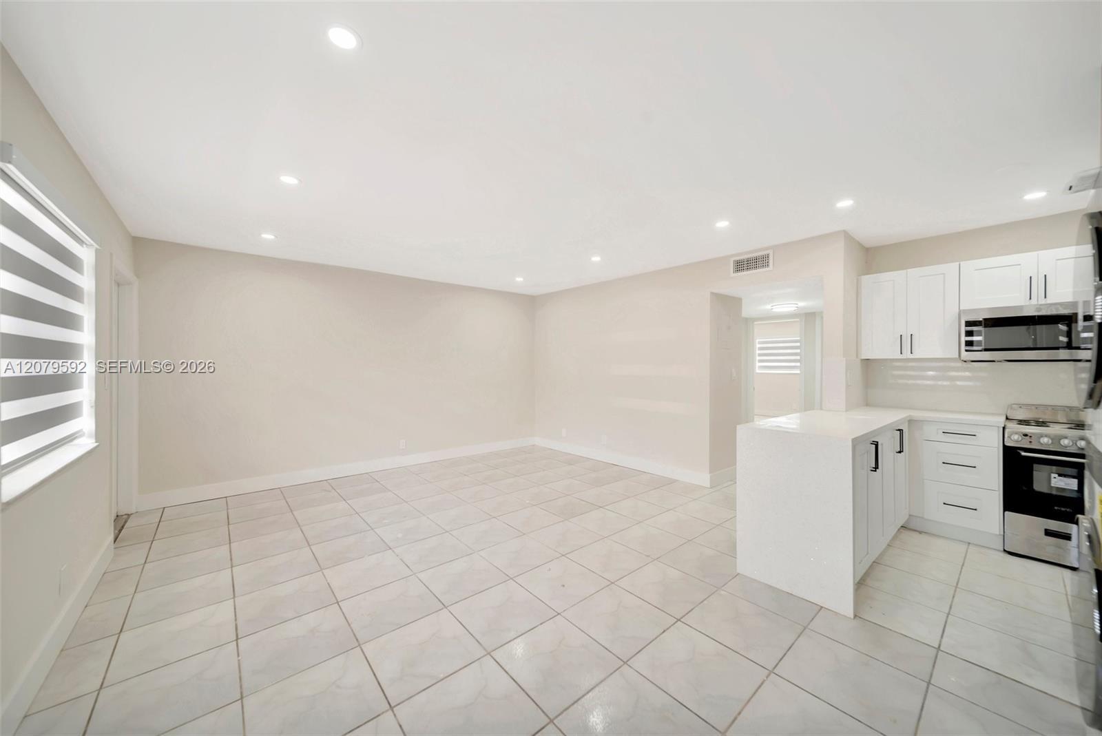 4051 NE 13th Ave # 3, Oakland Park FL 33334 photo 5