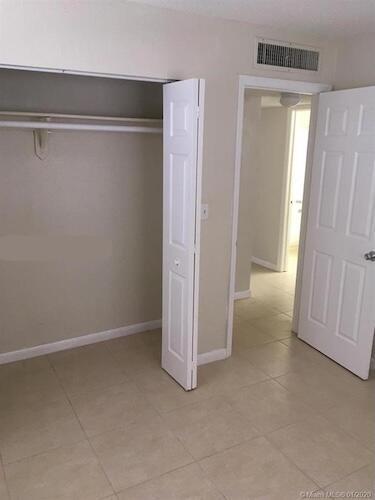 401 SW 13TH Place # 721, Deerfield Beach FL 33441 photo 3