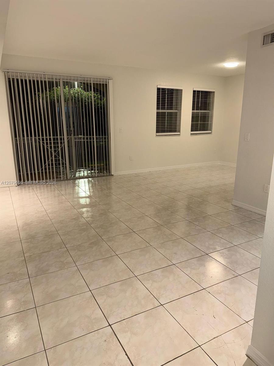 8956 W Flagler St # 208, Miami FL 33174 photo 5