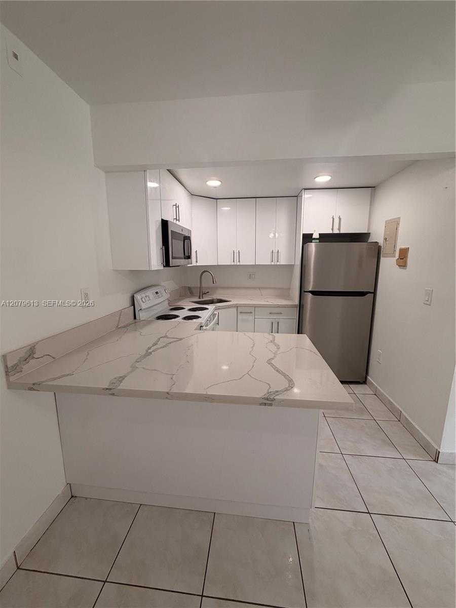 4715 NW 7th St # 2, Miami FL 33126 photo 3