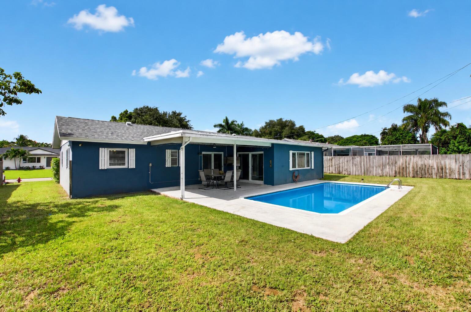 1023 SW 25TH Place, Boynton Beach FL 33426 photo 5