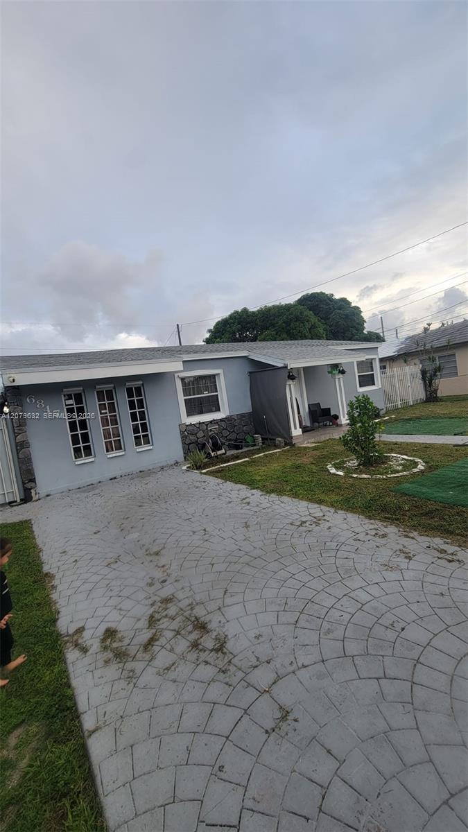 6847 SW 13th St, Miami FL 33144 photo 2